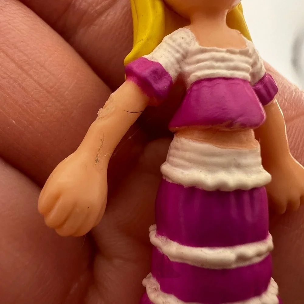 Vintage Polly Pocket Locker‎ Playset w Dolls Early 2000s Mattel Purple Outfits